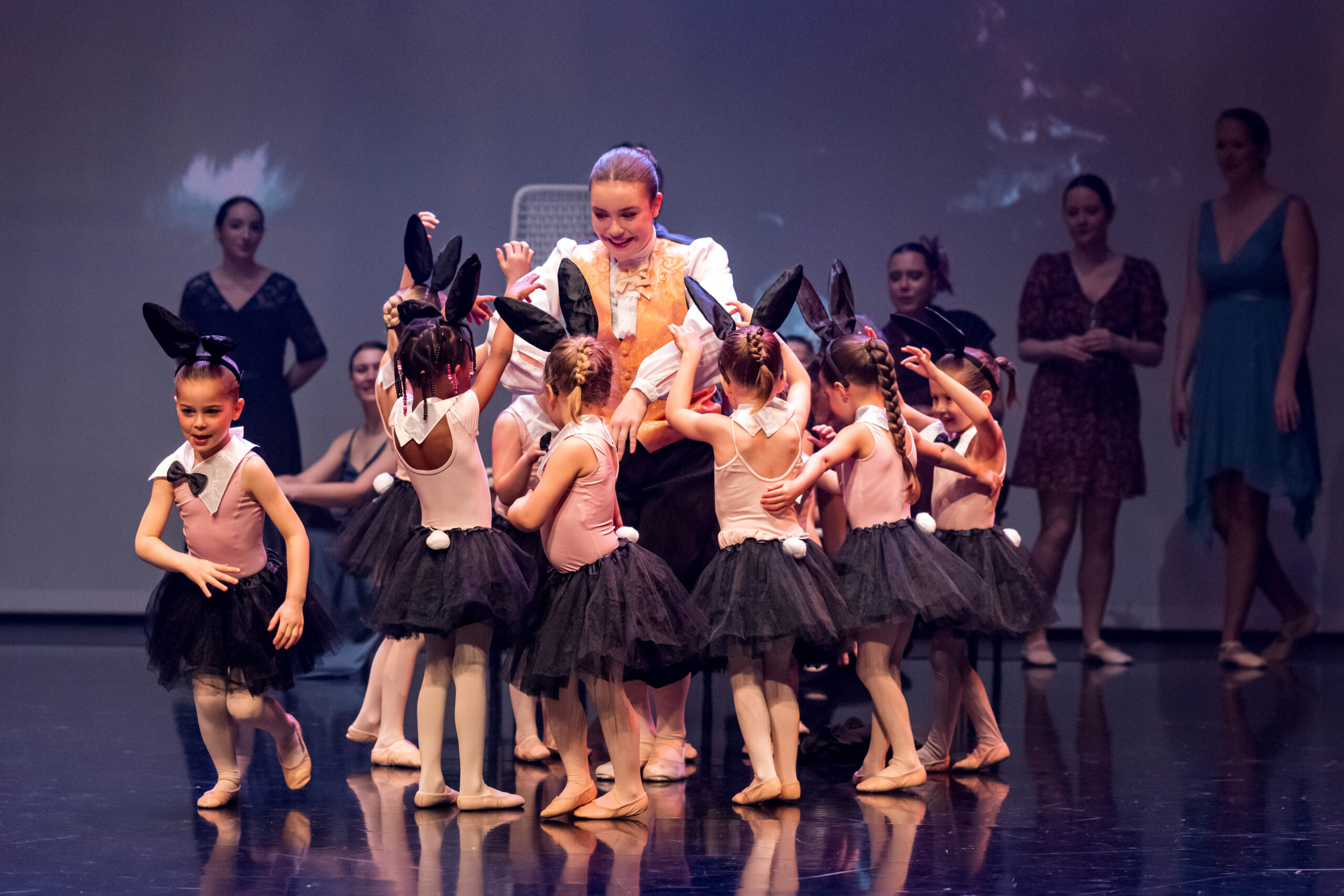 Studio Arabesque - Alice au Pays des Merveilles